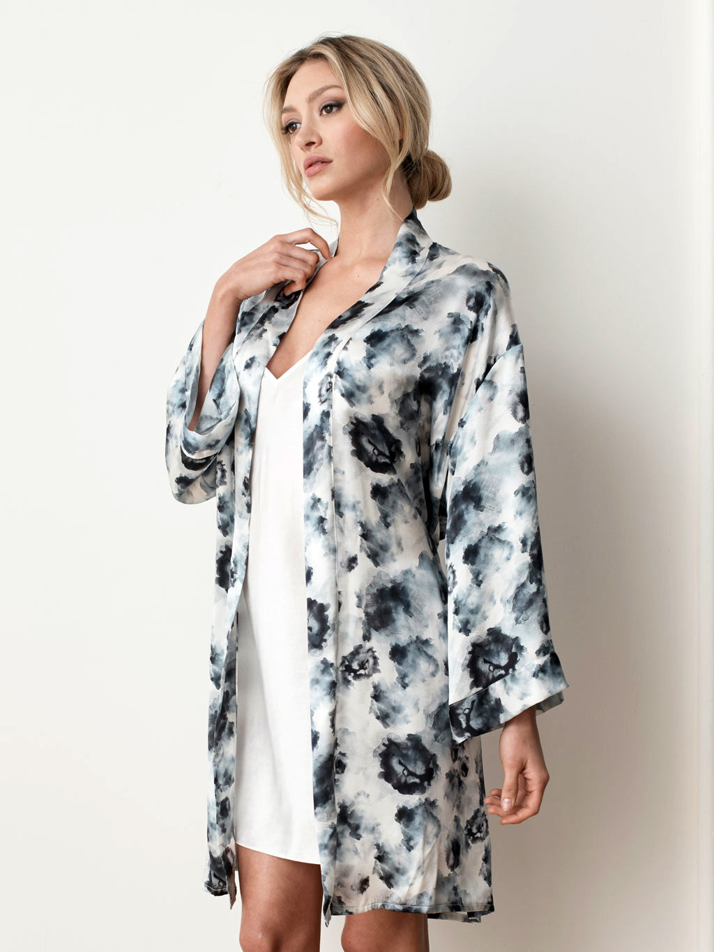 Printed silk robe hotsell